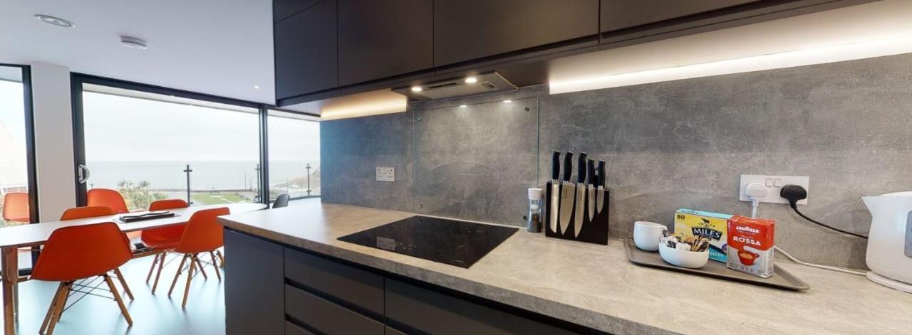 3 The View Apartments Ilfracombe - Hot Tub, Parking, Lift, Ev エクステリア 写真