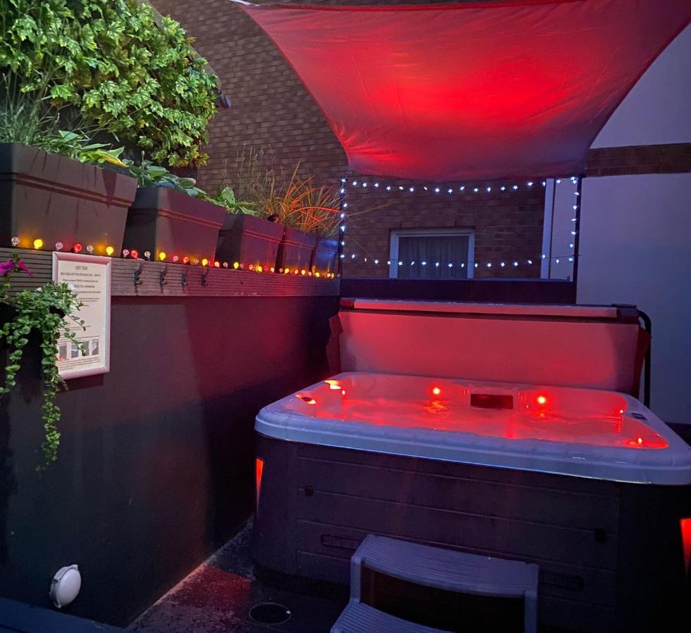 3 The View Apartments Ilfracombe - Hot Tub, Parking, Lift, Ev エクステリア 写真