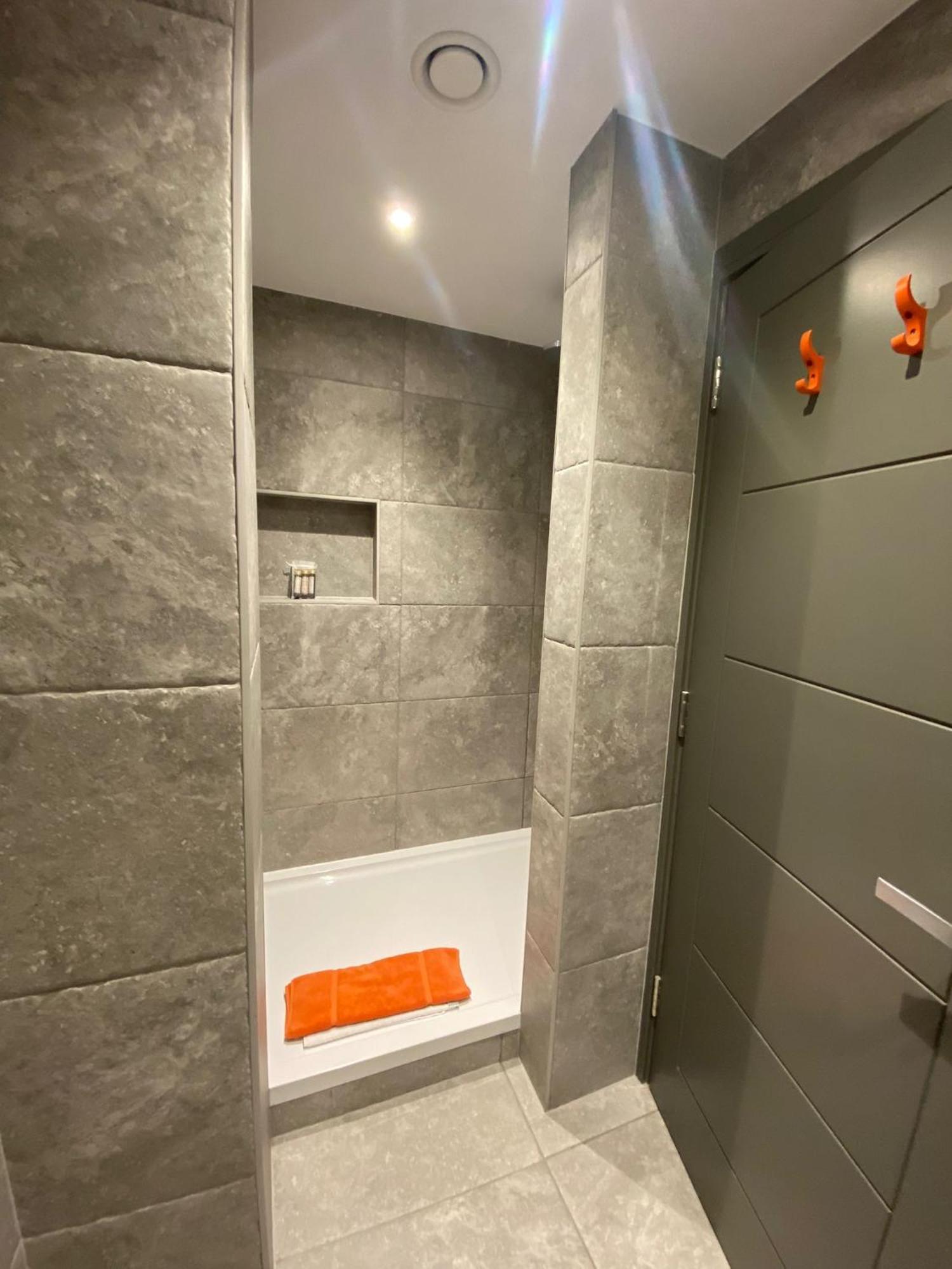 3 The View Apartments Ilfracombe - Hot Tub, Parking, Lift, Ev エクステリア 写真